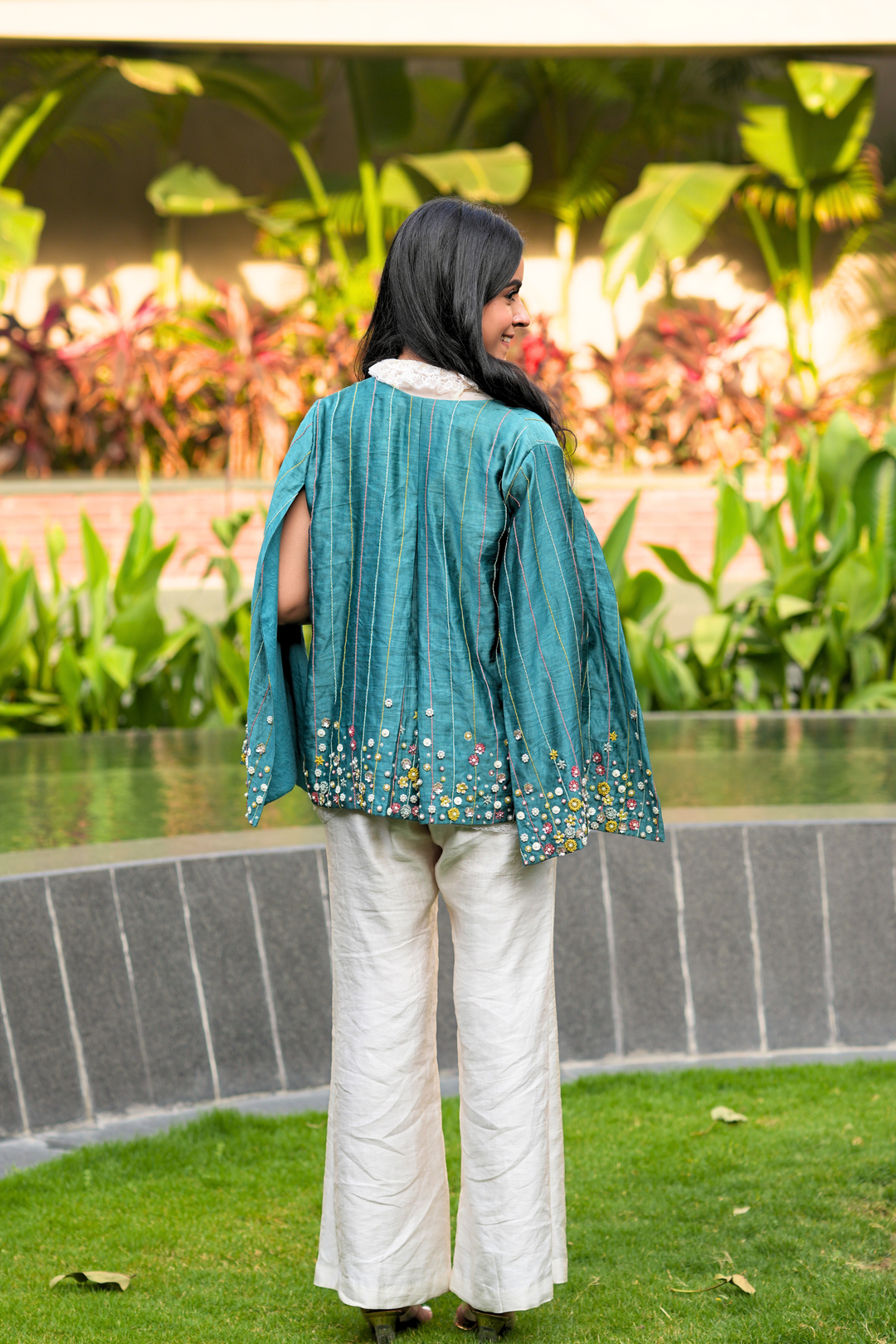 Chand Cape Shirt Set