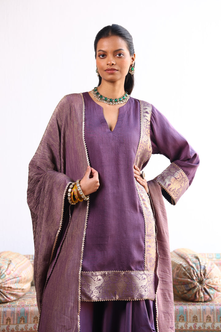 QUYAAM MAUVE SATIN KURTA SET