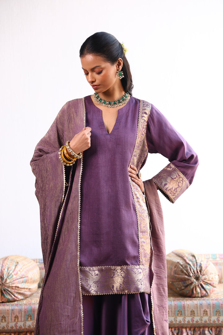 QUYAAM MAUVE SATIN KURTA SET