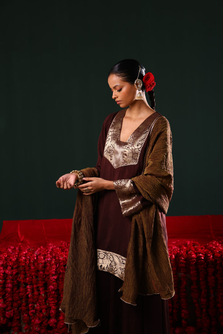 SUNEHRI BROWN KURTA