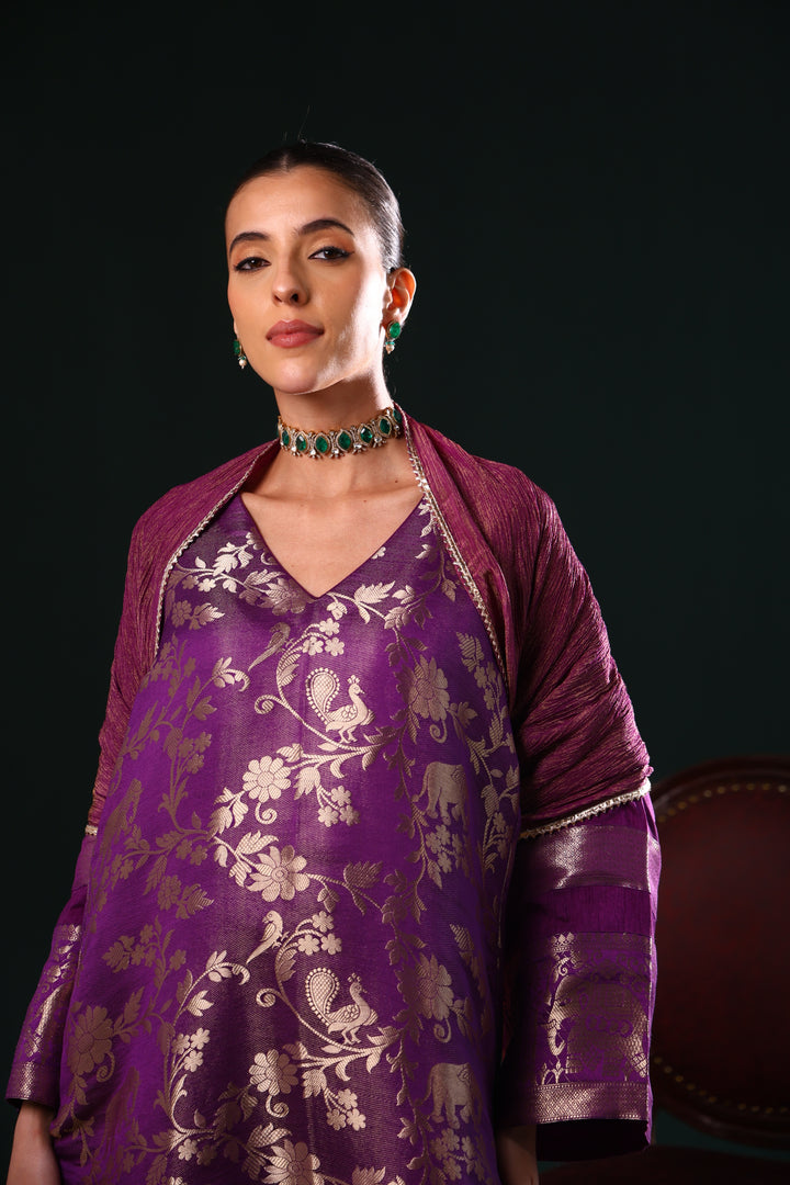 DARIA BANARSI KURTA PANT SET