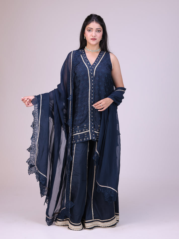 Aina Sleeveless panelled set