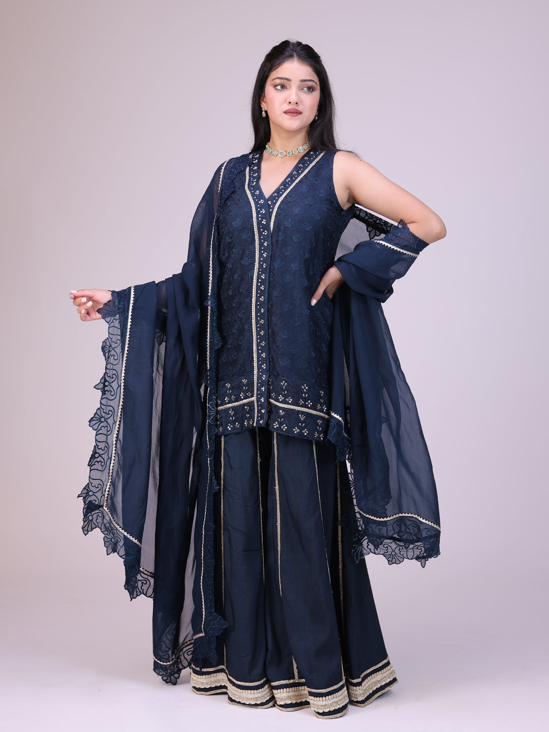 Aina Sleeveless panelled set