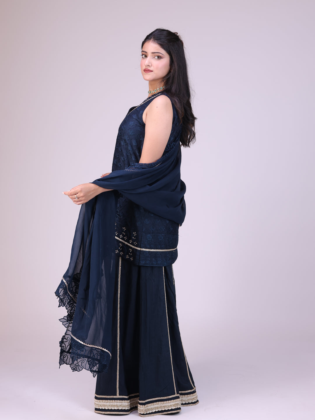 Aina Sleeveless panelled set