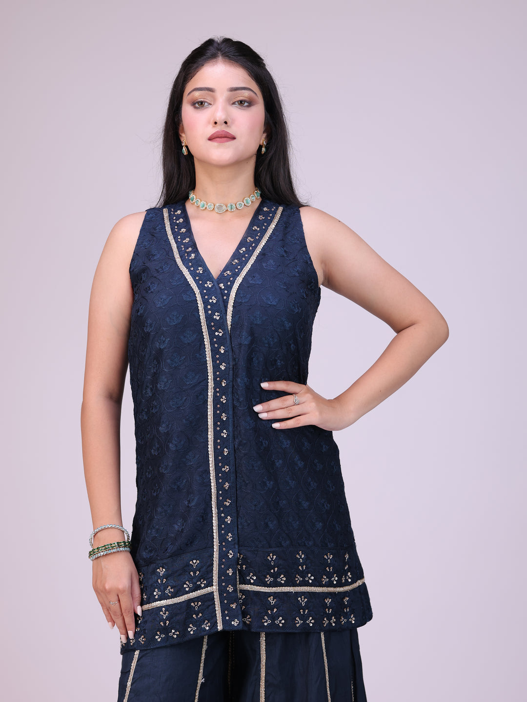 Aina Sleeveless panelled set