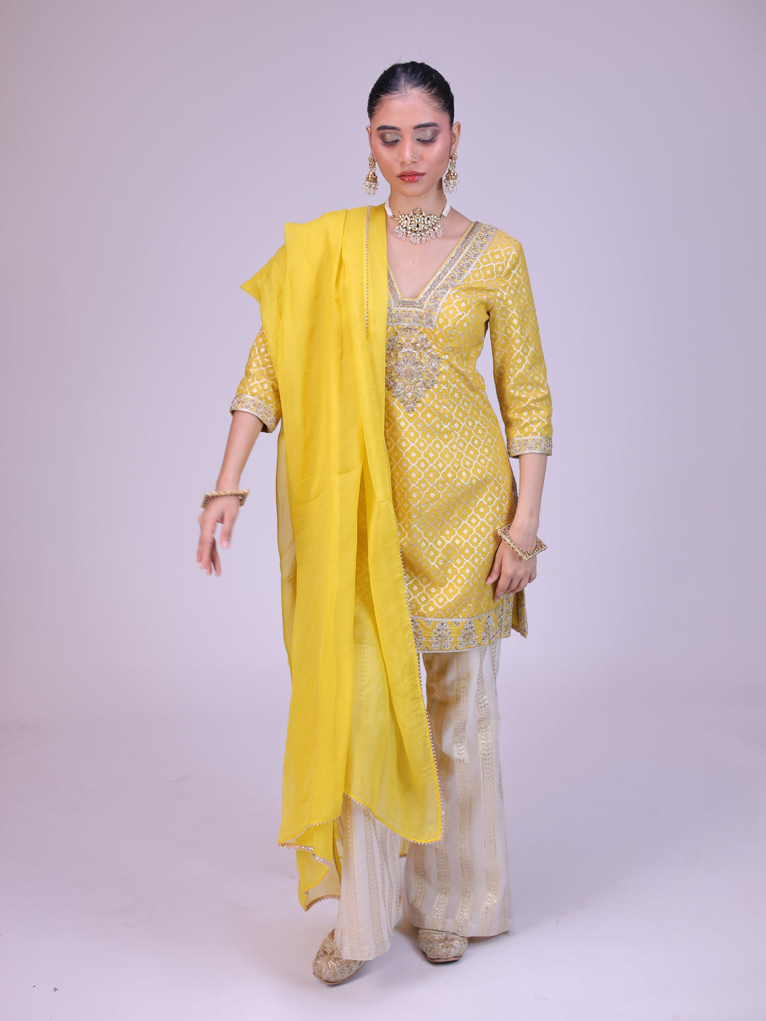 Fiza Short kurta bell bottom