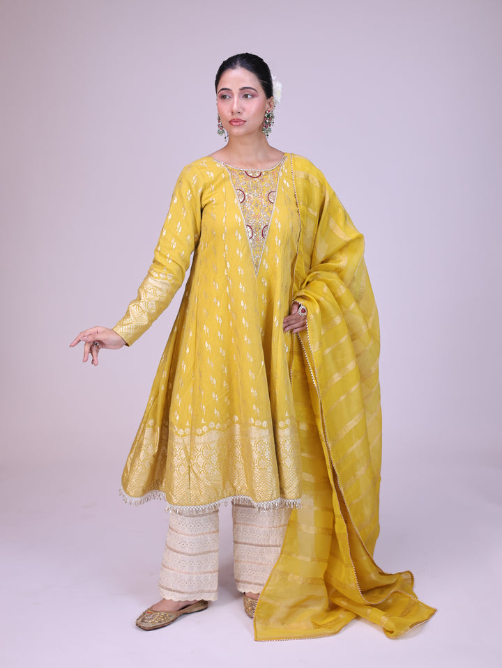 Chandani Anarkali set