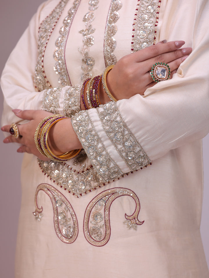 Falak Farshi Kurta