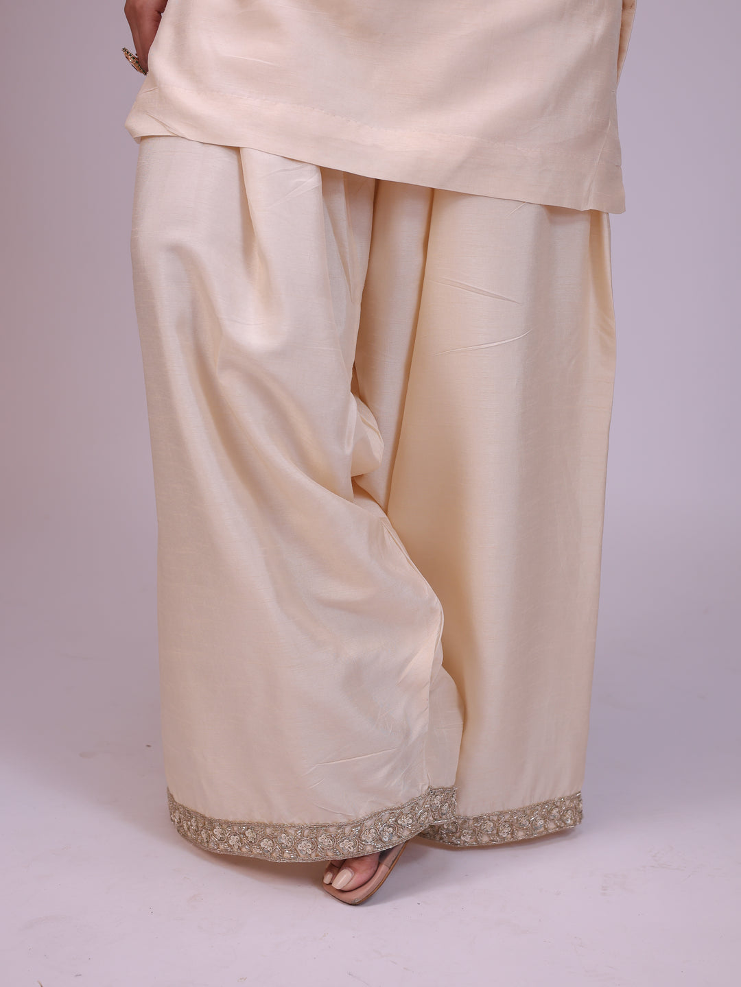 Falak Farshi Kurta