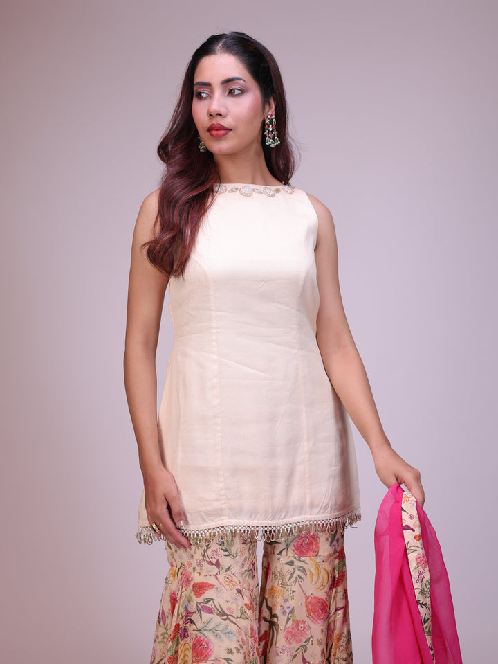 Noor Halter sharara
